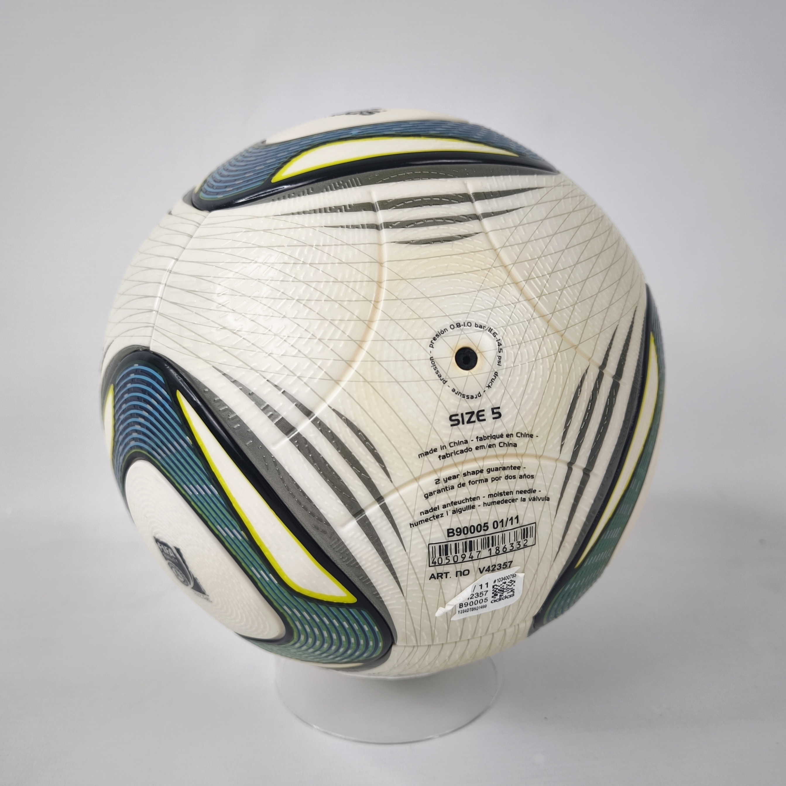adidas Fußball Speedcell 2011 Official Matchball V42357 unbespielt