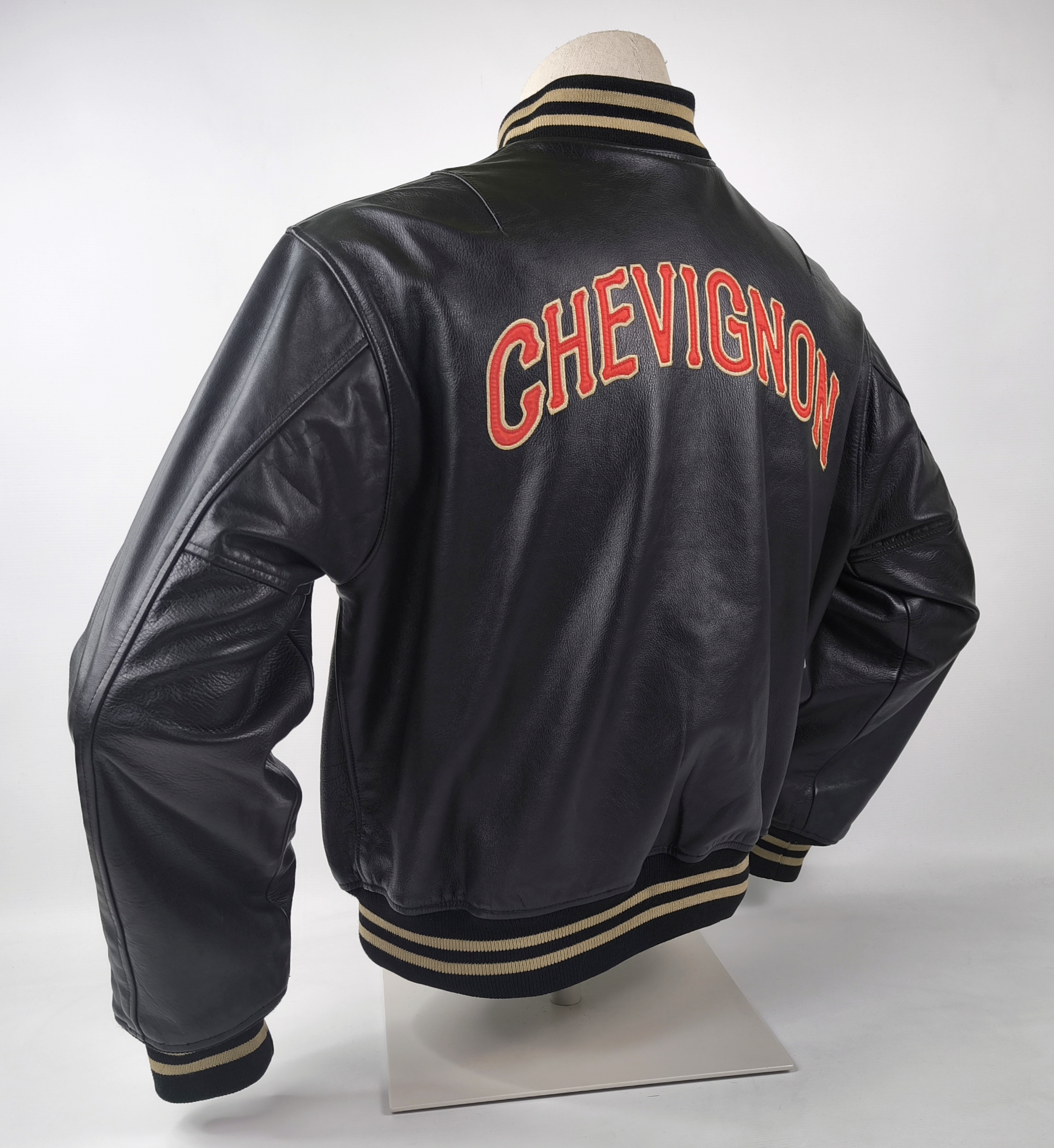 Chevignon Lederjacke schwarz Gr. XL (L) vintage 90s großes Rückenlogo