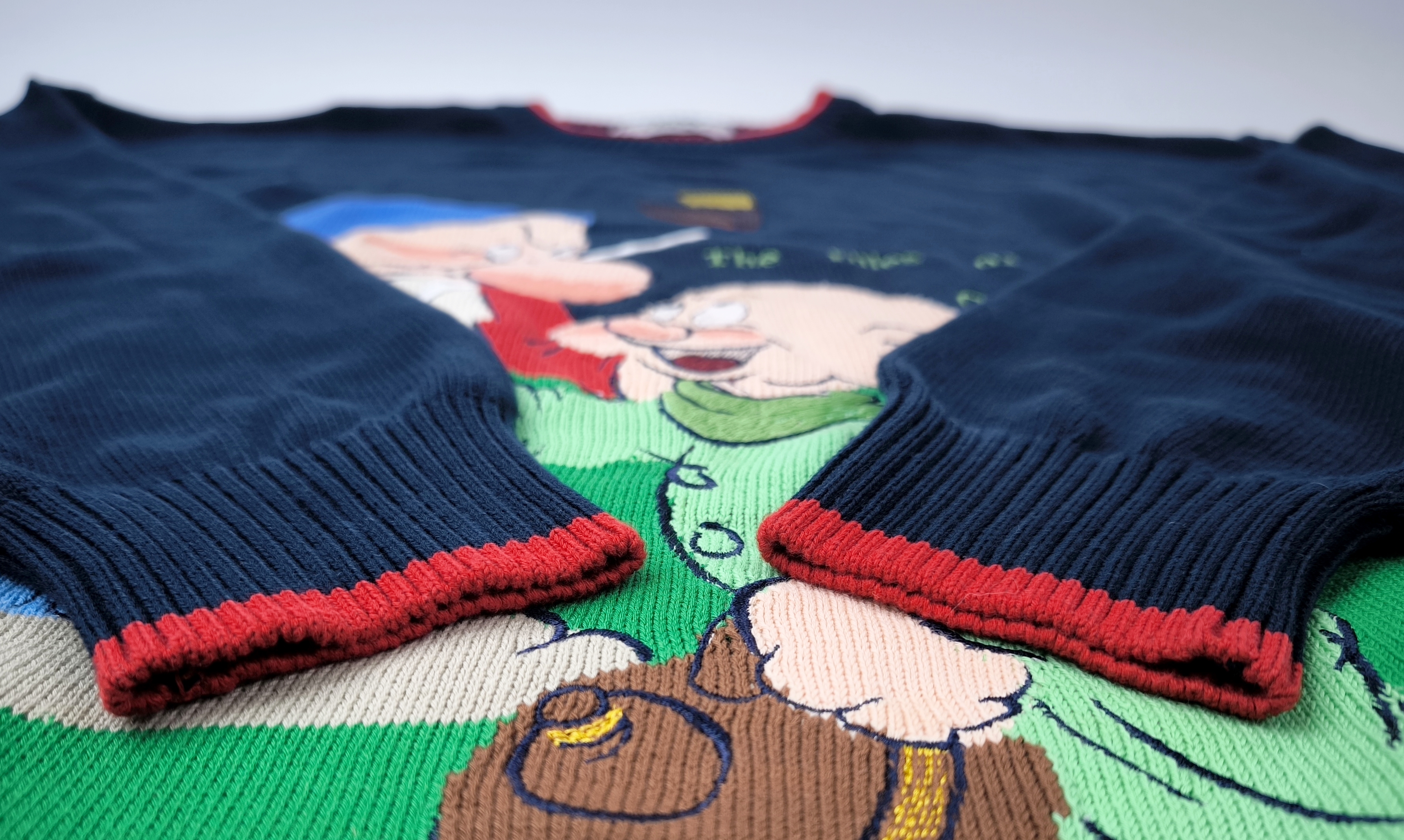 Iceberg Strick Pullover Zwerge dunkelblau Gr. VI (XL) Italy vintage 90s