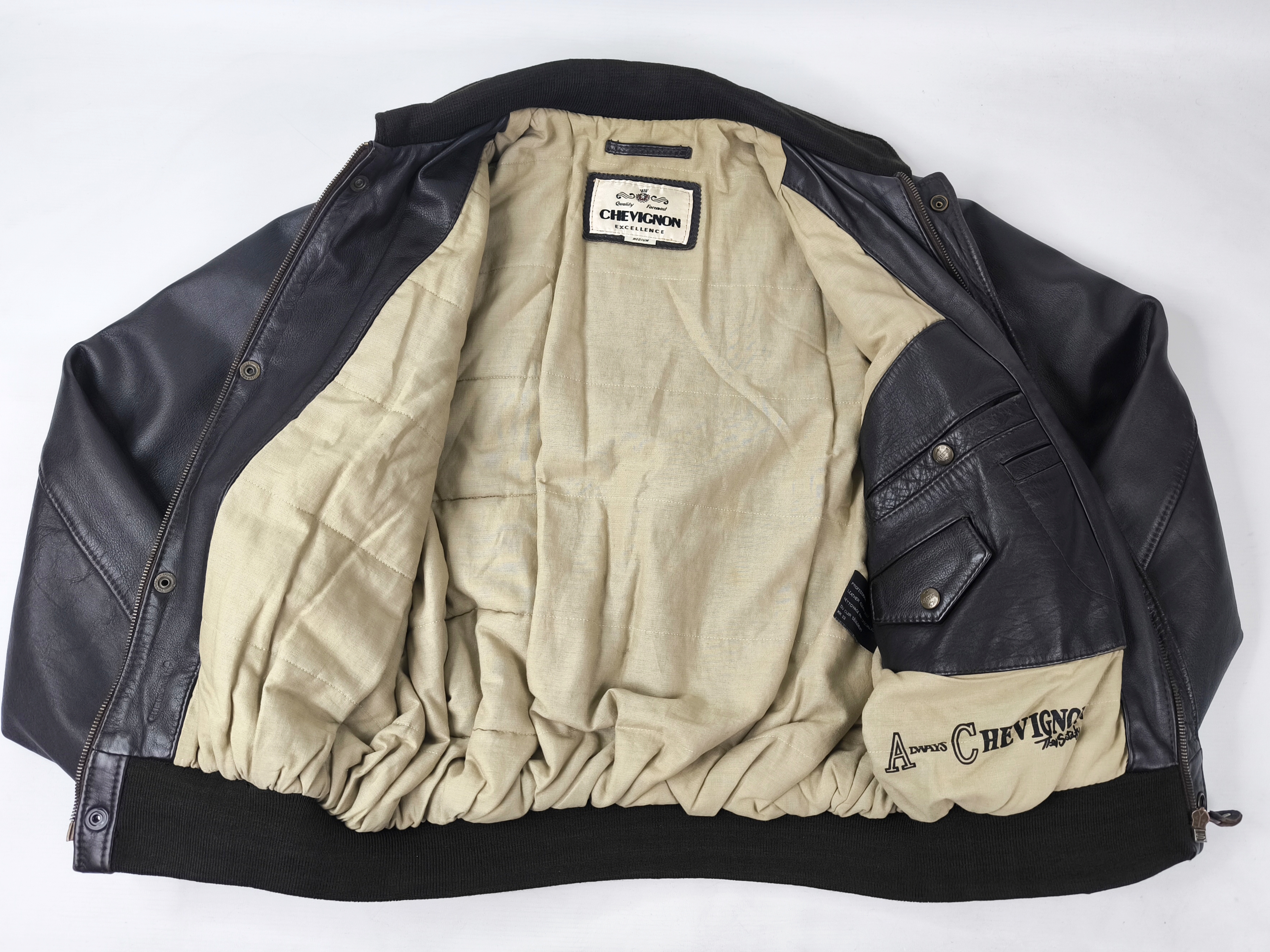 Chevignon Lederjacke Port Avion Gr. M dunkelbraun (fast schwarz) vintage Porte