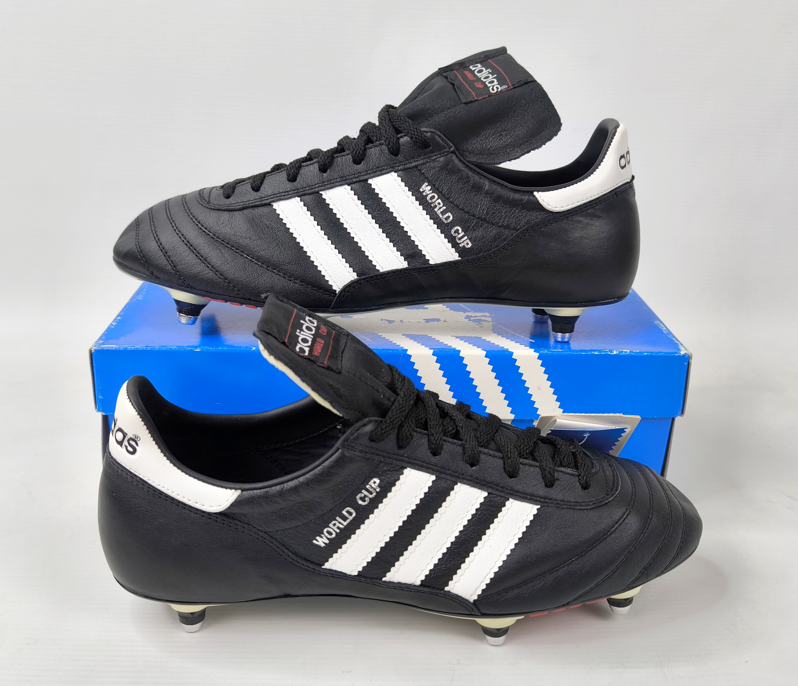 adidas World Cup Fussball Schuhe von 2006 Eur 44 / UK 9.5 schwarz 011040 neu