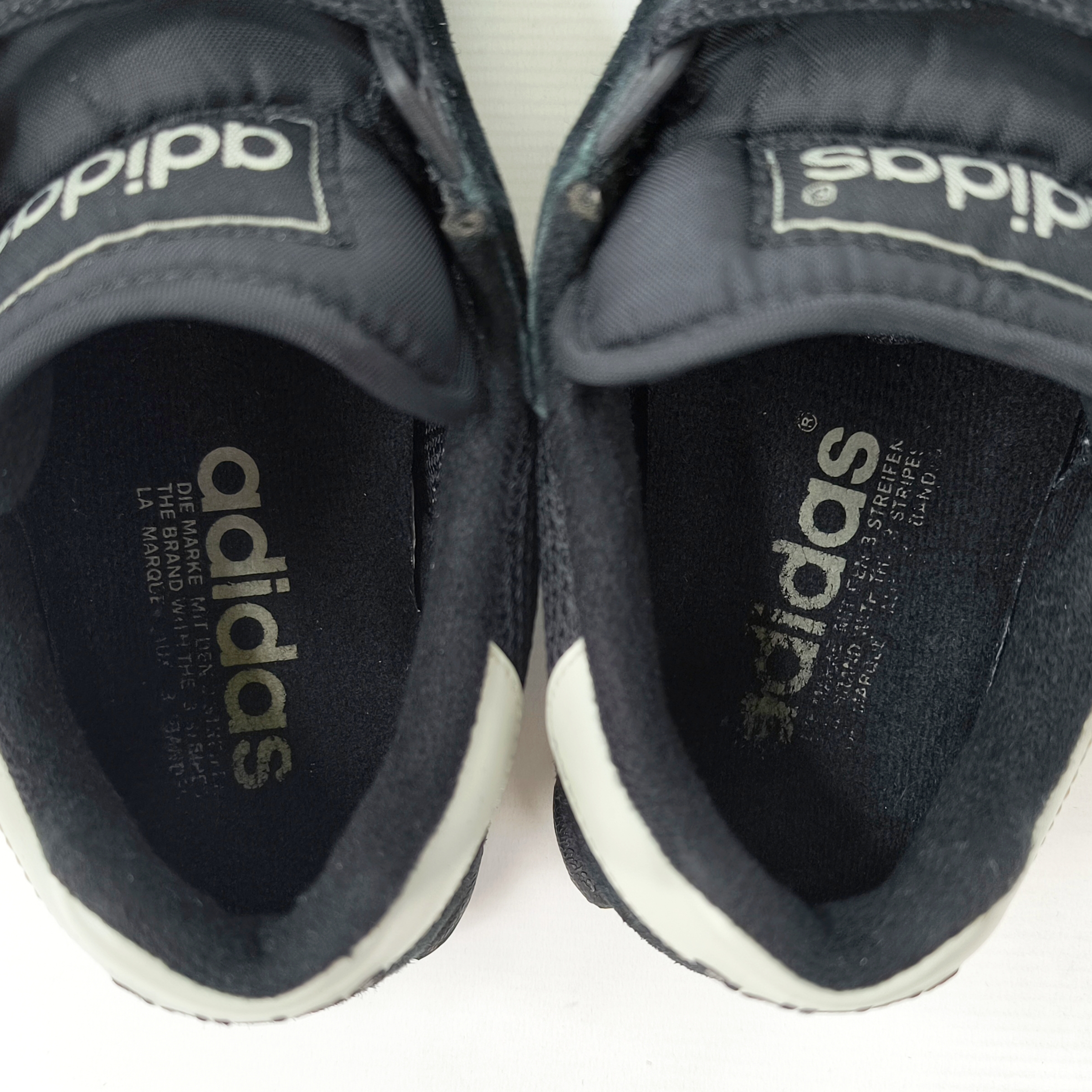 adidas Marathon TR Trainer Schuhe Eur 42 2/3 - UK 8.5 aus 2002 schwarz 033251