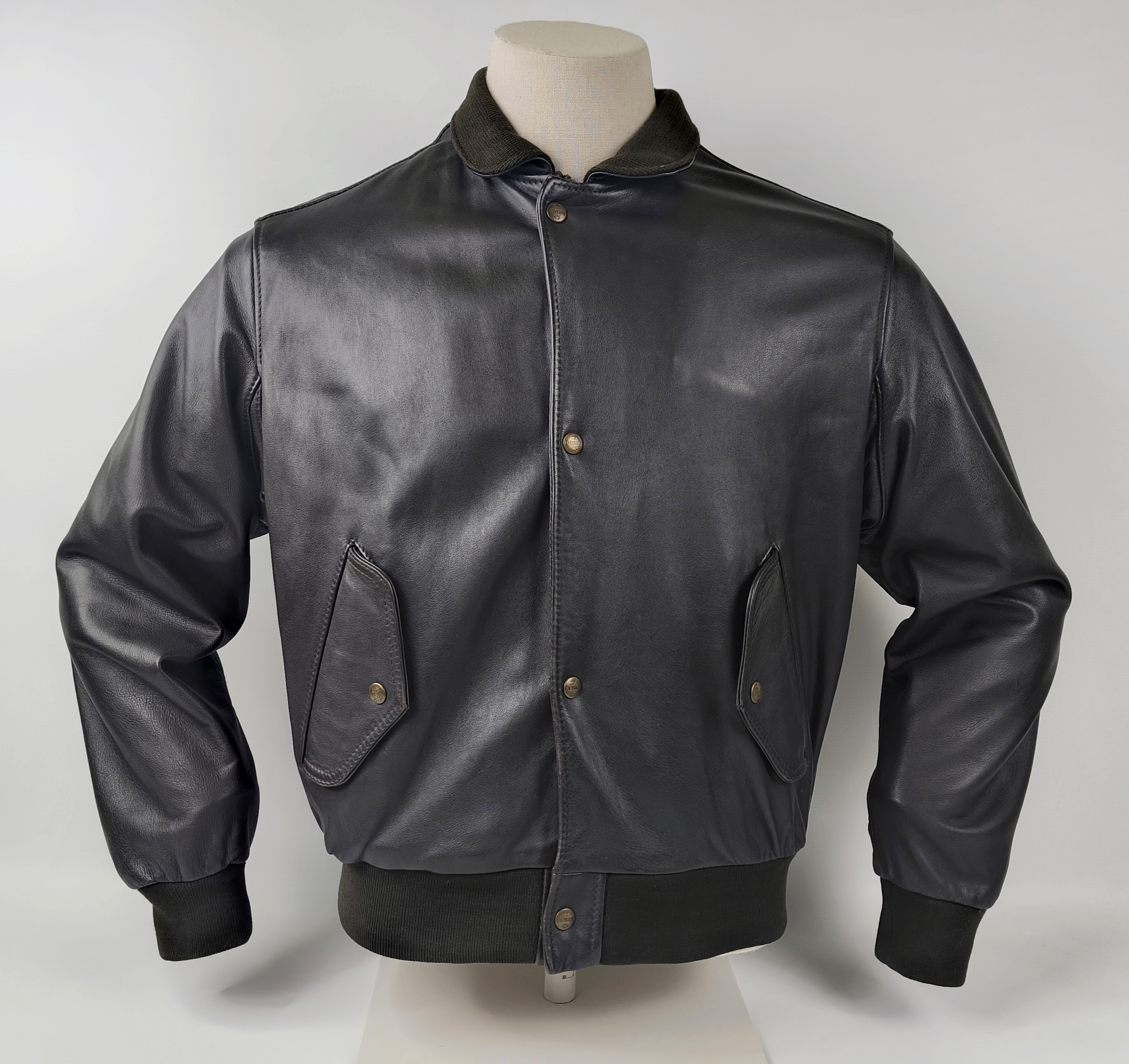 Chevignon Lederjacke Port Avion Gr. M dunkelbraun (fast schwarz) vintage Porte