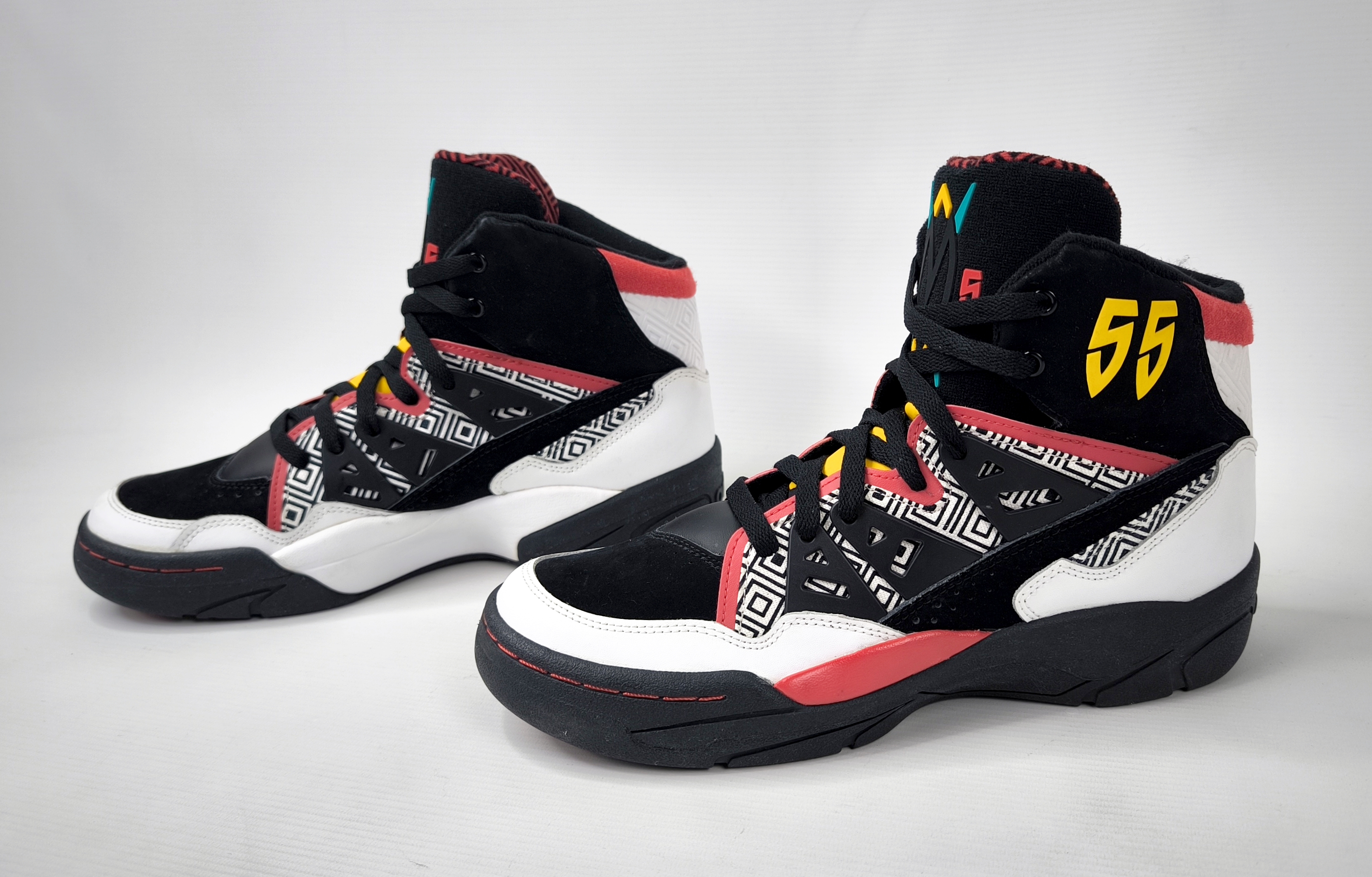 adidas Mutombo 55 EUR 42 UK 8 Q33018 aus 2013 Neu und ungetragen