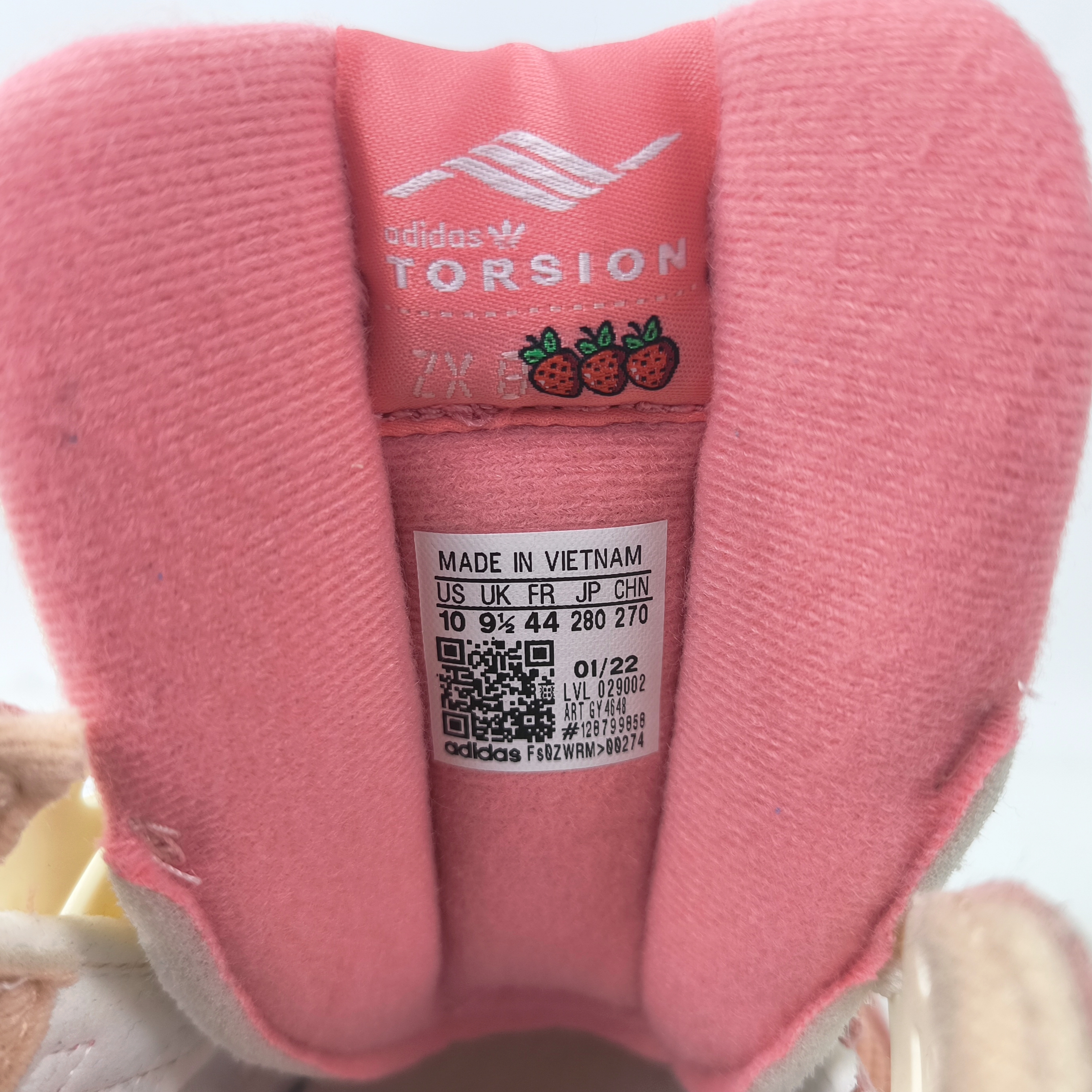adidas ZX 8000 Schuhe Torsion EUR 44 UK 9.5 Strawberry Latte GY4648 aus 2022