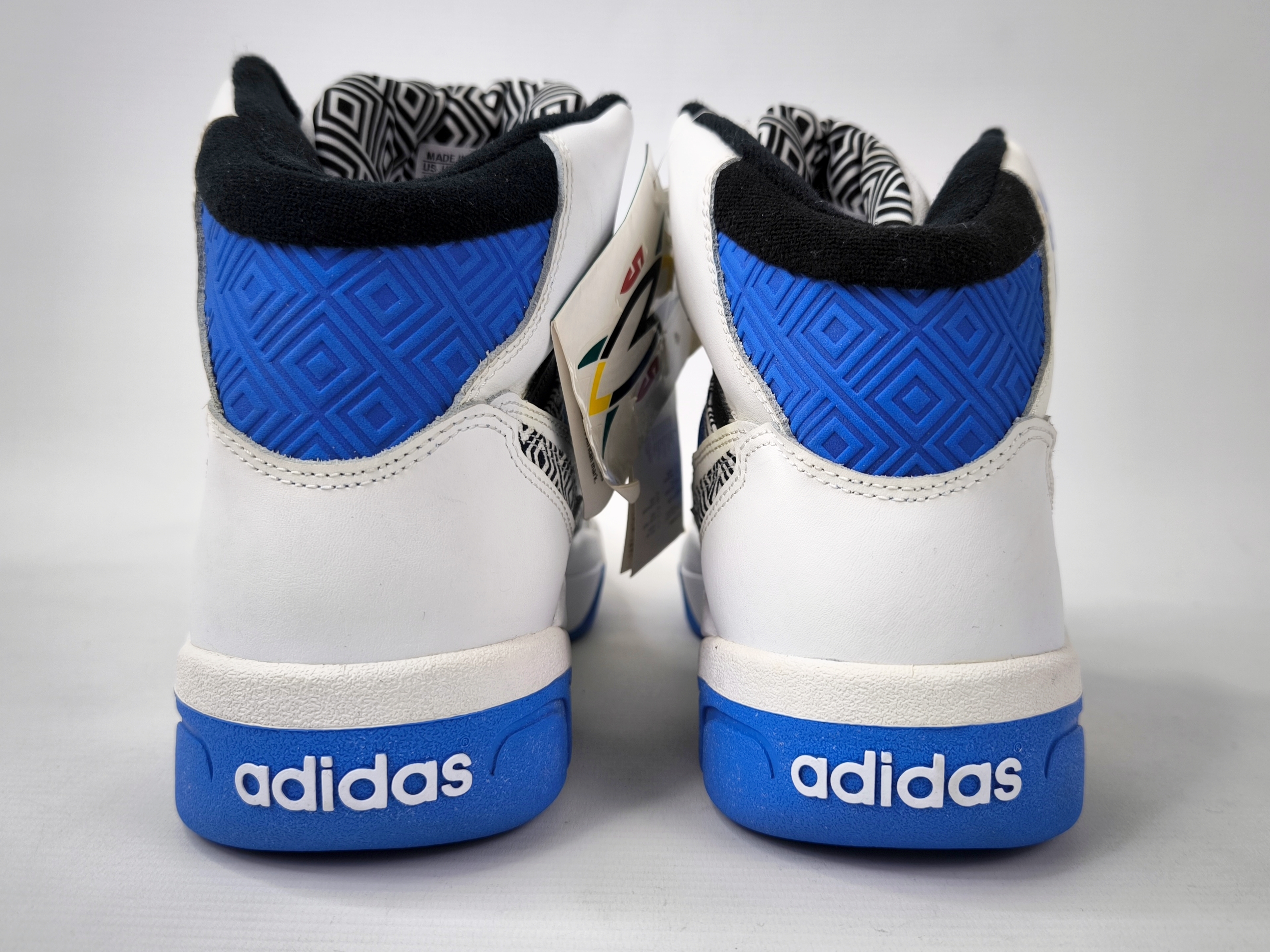 adidas Mutombo 55 Eur 41 1/3 UK 7.5 G99903 aus 2013 Neu und ungetragen