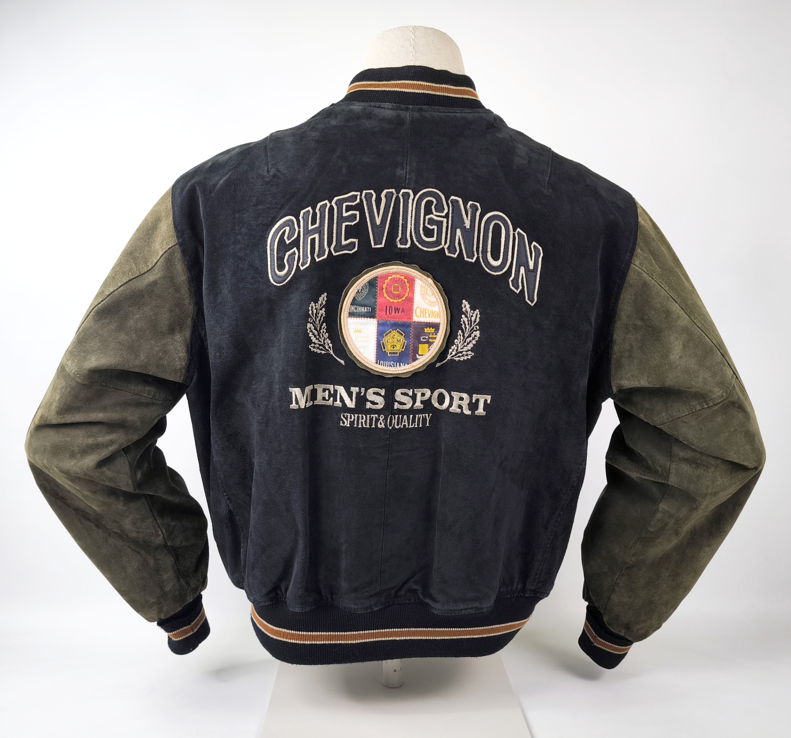 Chevignon Lederjacke Men`s Sport Gr. L Wildleder vintage großes Rückenlogo