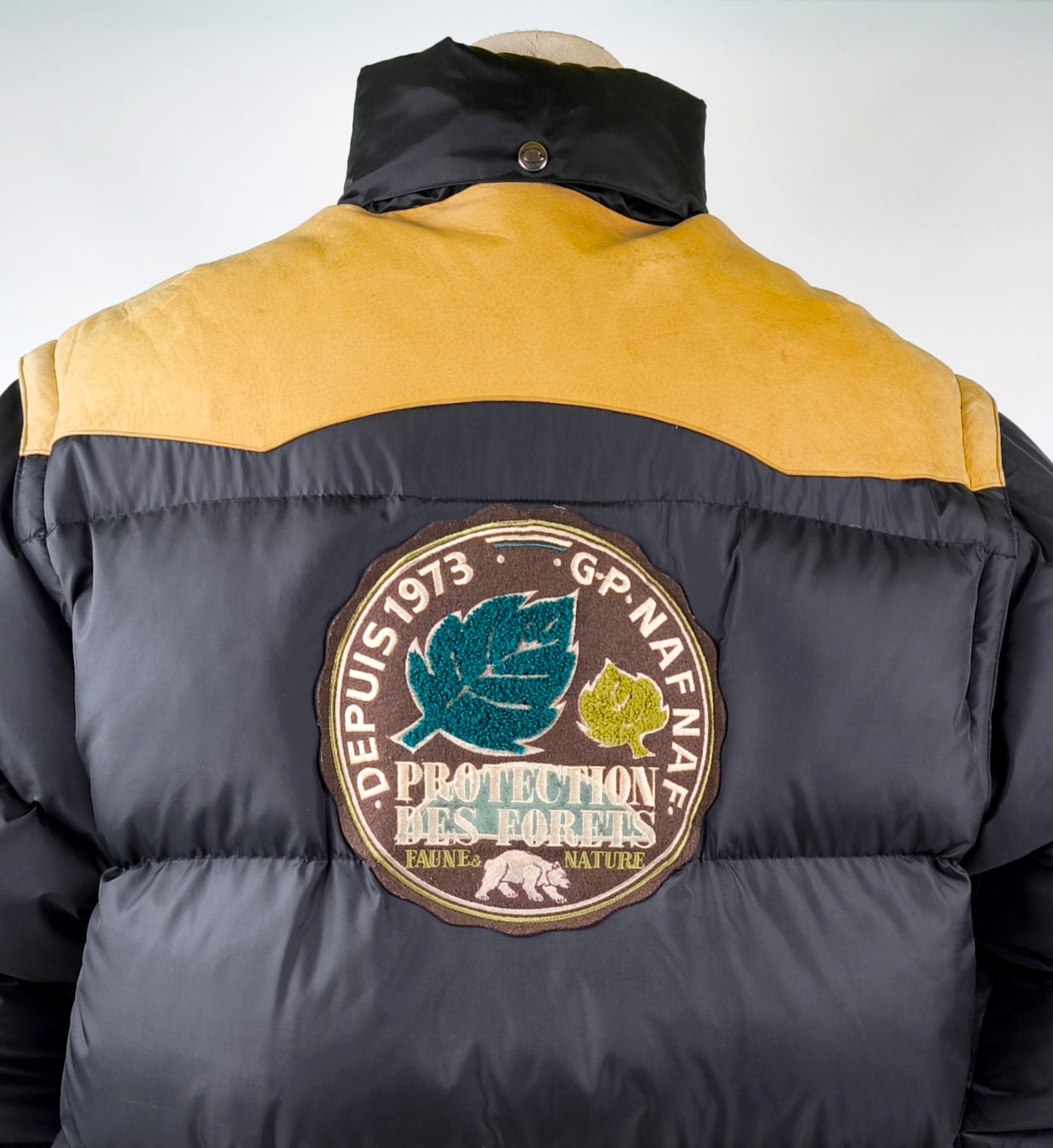 Naf Naf Daunen Jacke Weste schwarz Gr. T1 (XL) Ärmel abtrennbar vintage 90s