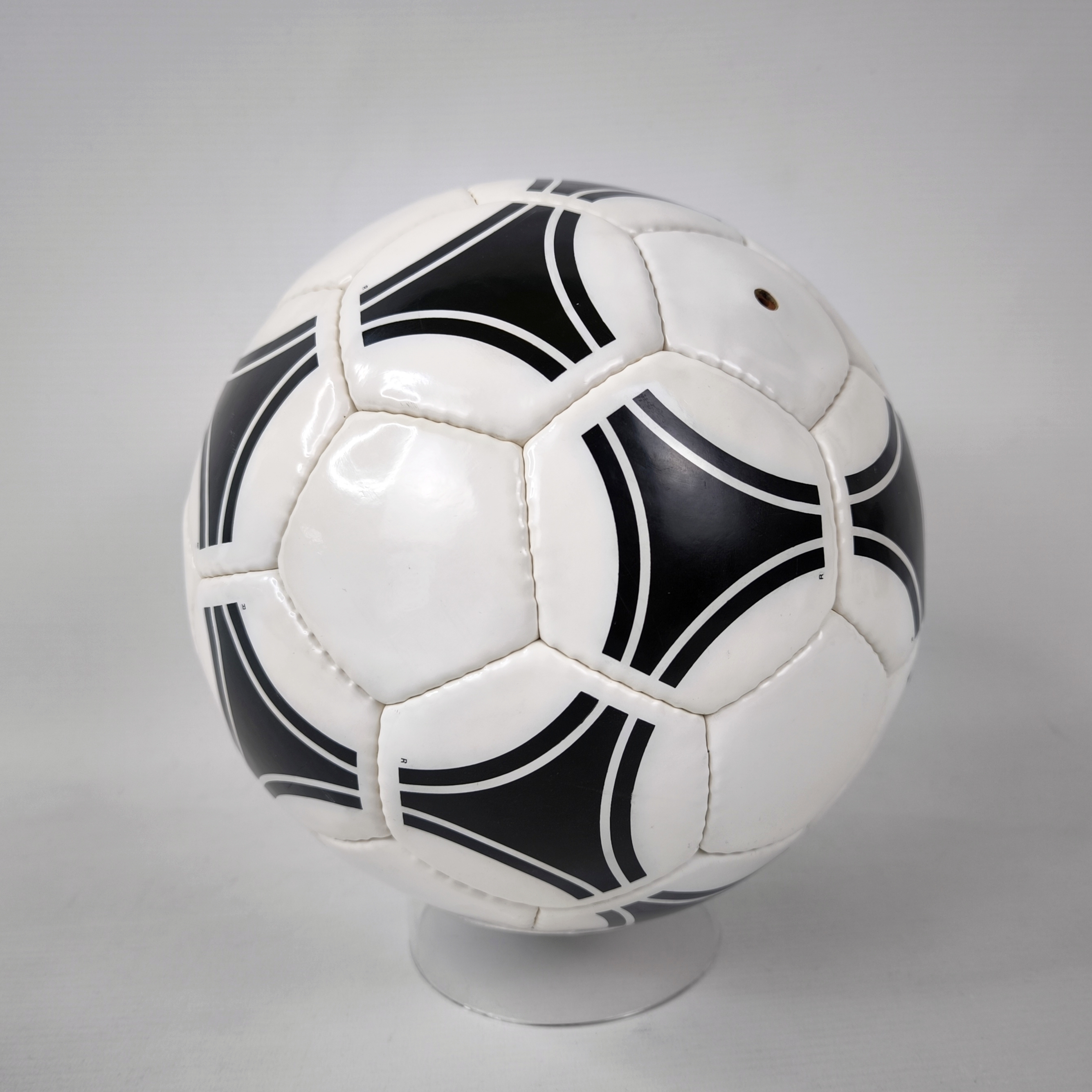 adidas Fussball Tango Europa 1988 Made in France Official matchball European CC