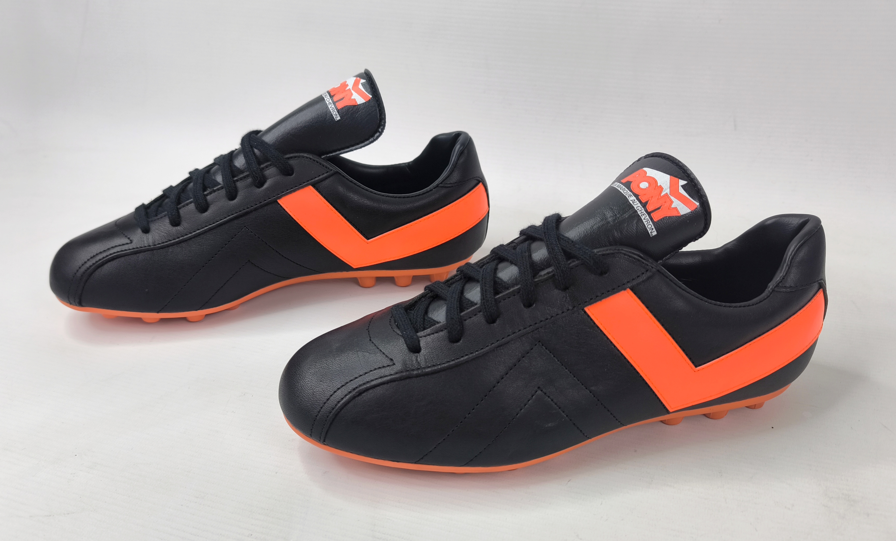 Pony Fussball Schuhe Made in France EUR 41 UK 7.5 La Marque Au Chevron vintage