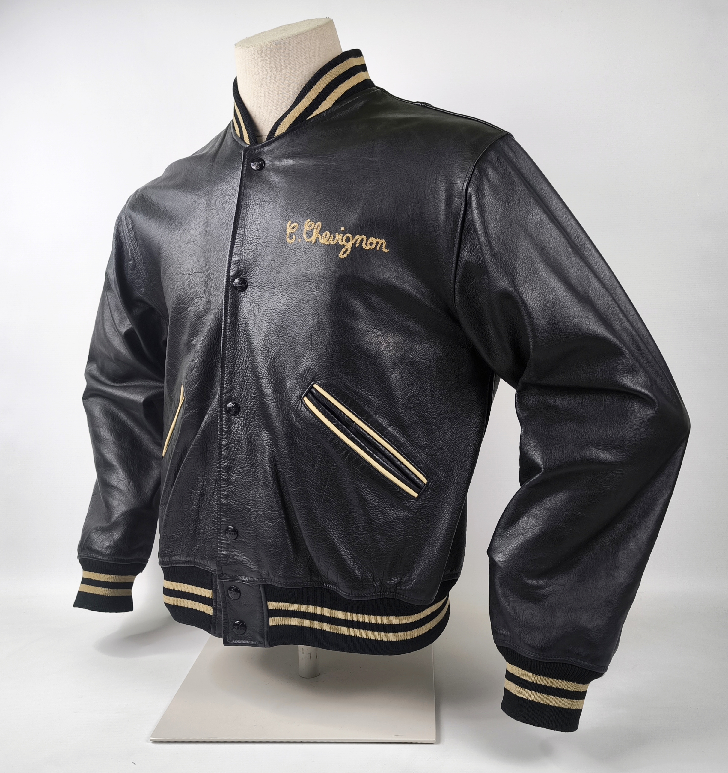 Chevignon Lederjacke schwarz Gr. XL (L) vintage 90s großes Rückenlogo
