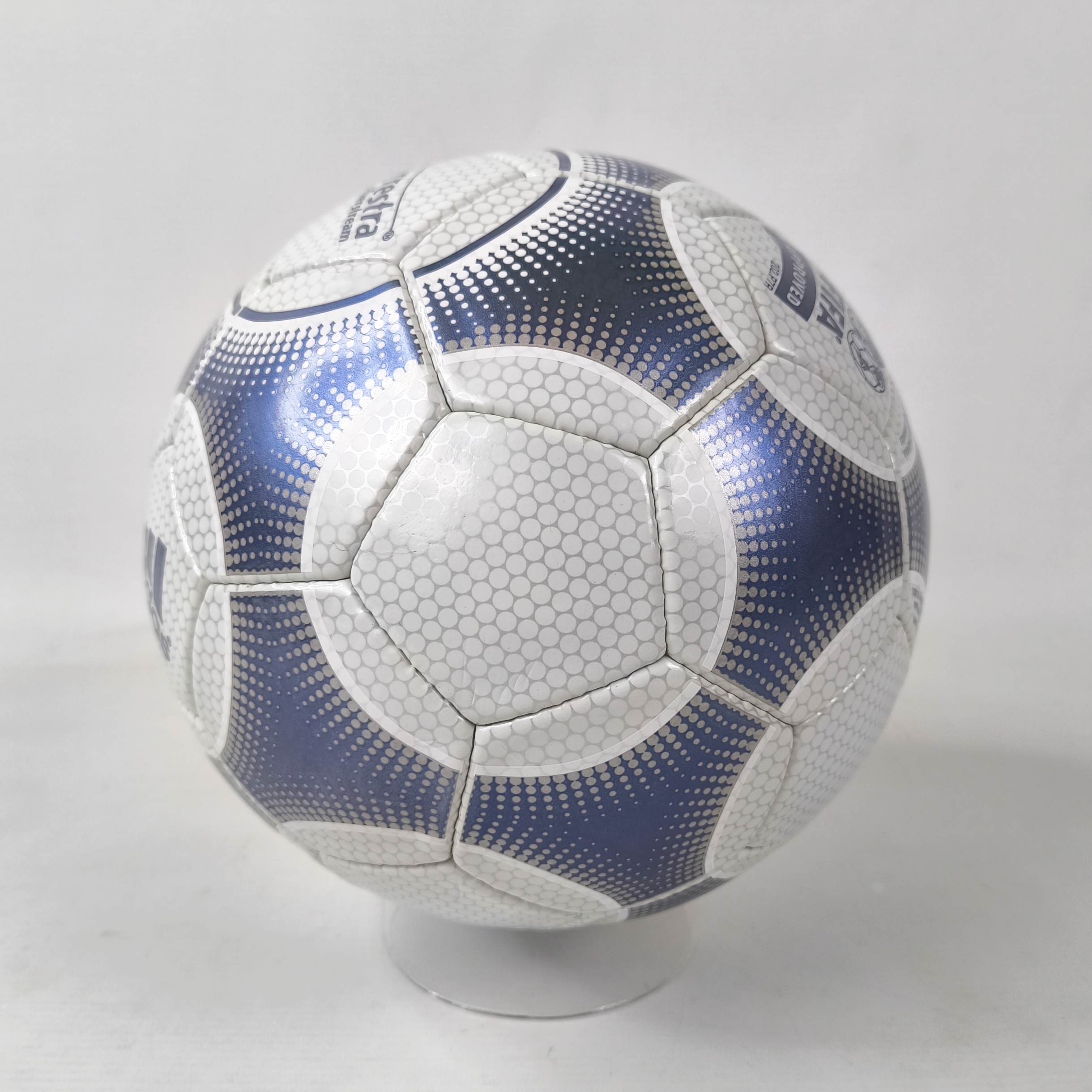 adidas Fussball Terrestra Silverstream Official matchball EM Euro 2000
