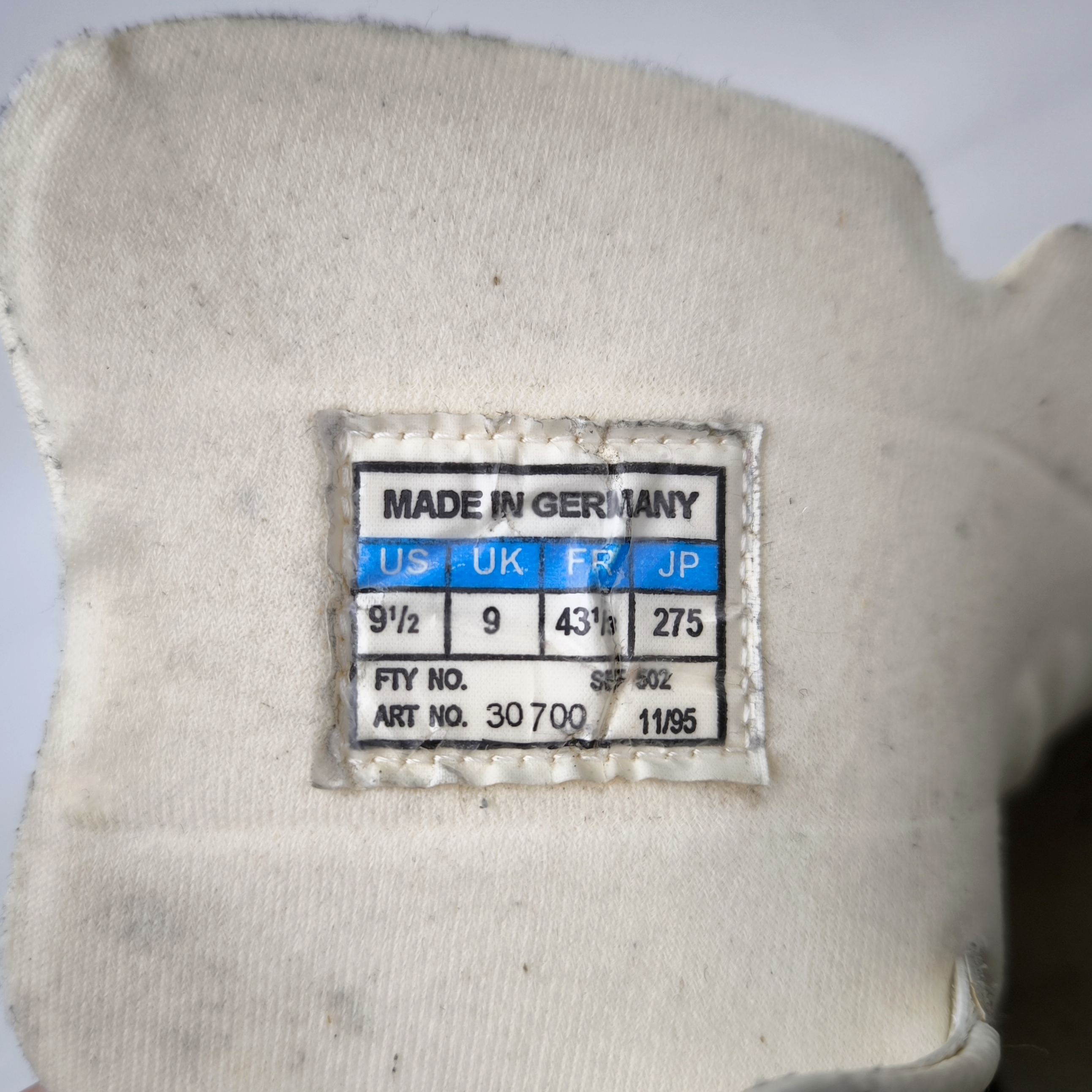 adidas Allround High Schuhe EUR 43 1/3 - UK 9 aus 1995 Made in Germany 30700