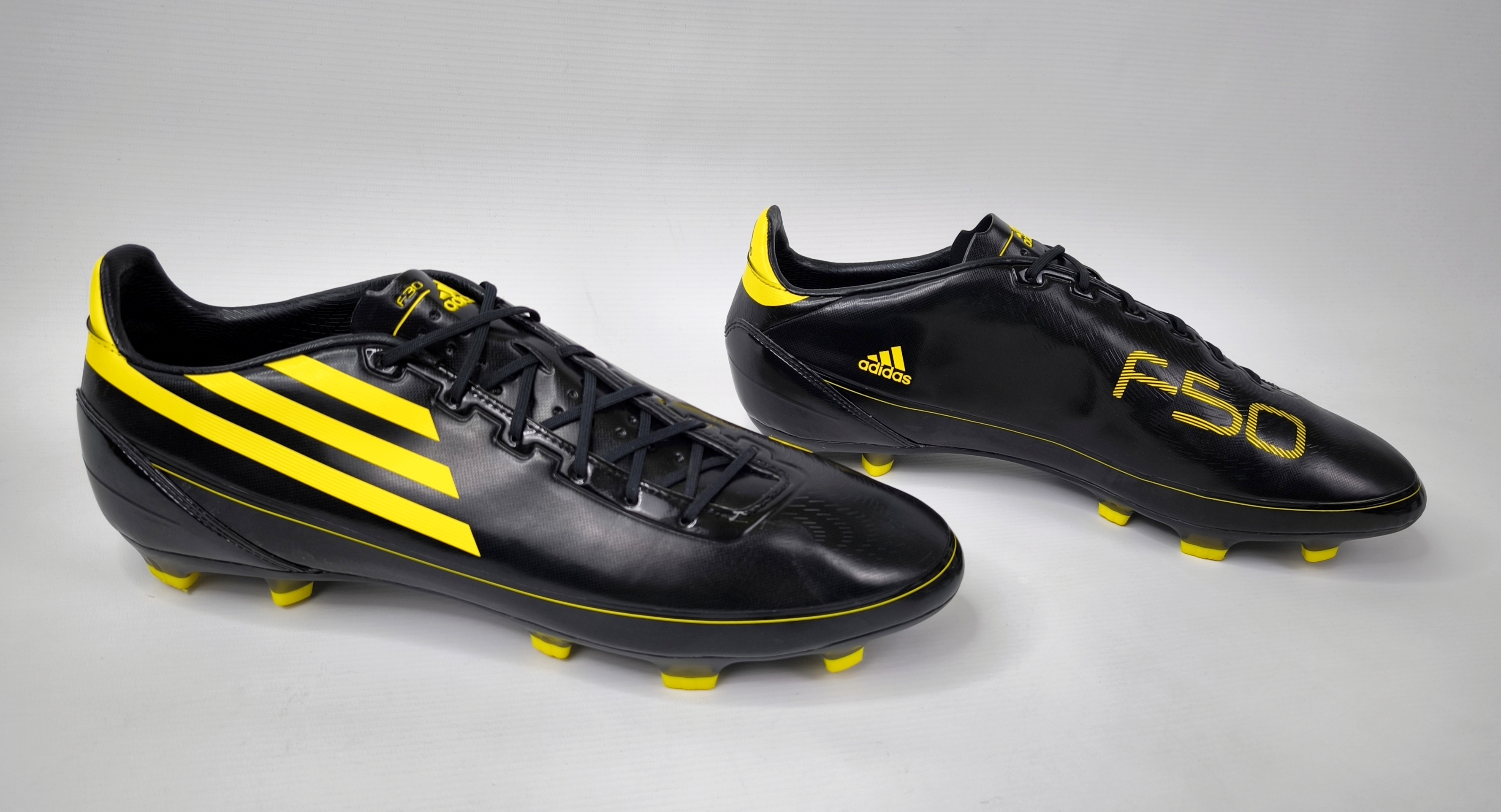 adidas Fussball Schuhe F50 F30 TRX FG 2010 EUR 48 2/3 / UK 13 G17015 schwarz