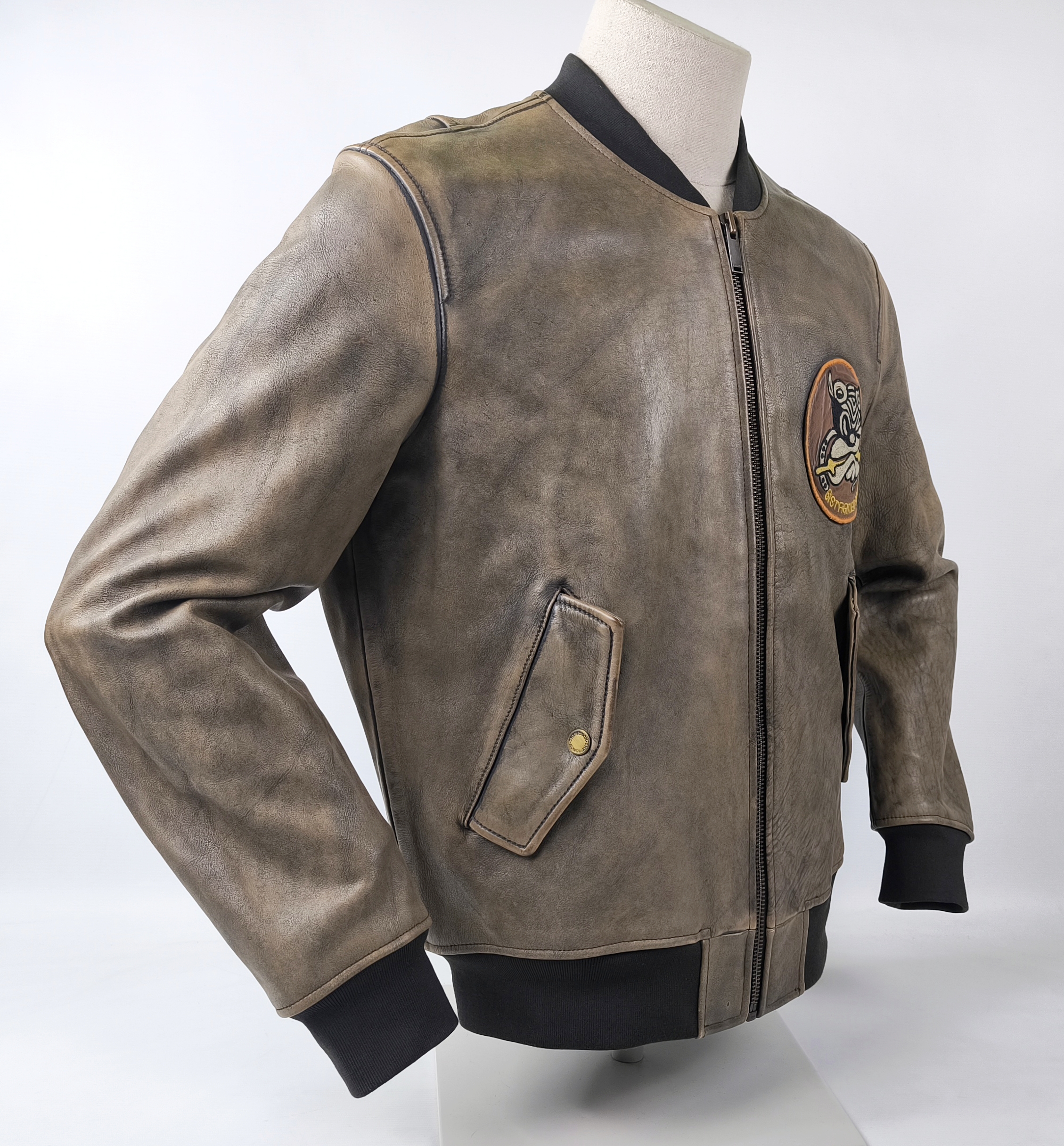 Chevignon Lederjacke 61st Squadron Gr. XL (L) braun Funny Dog Kalbsleder
