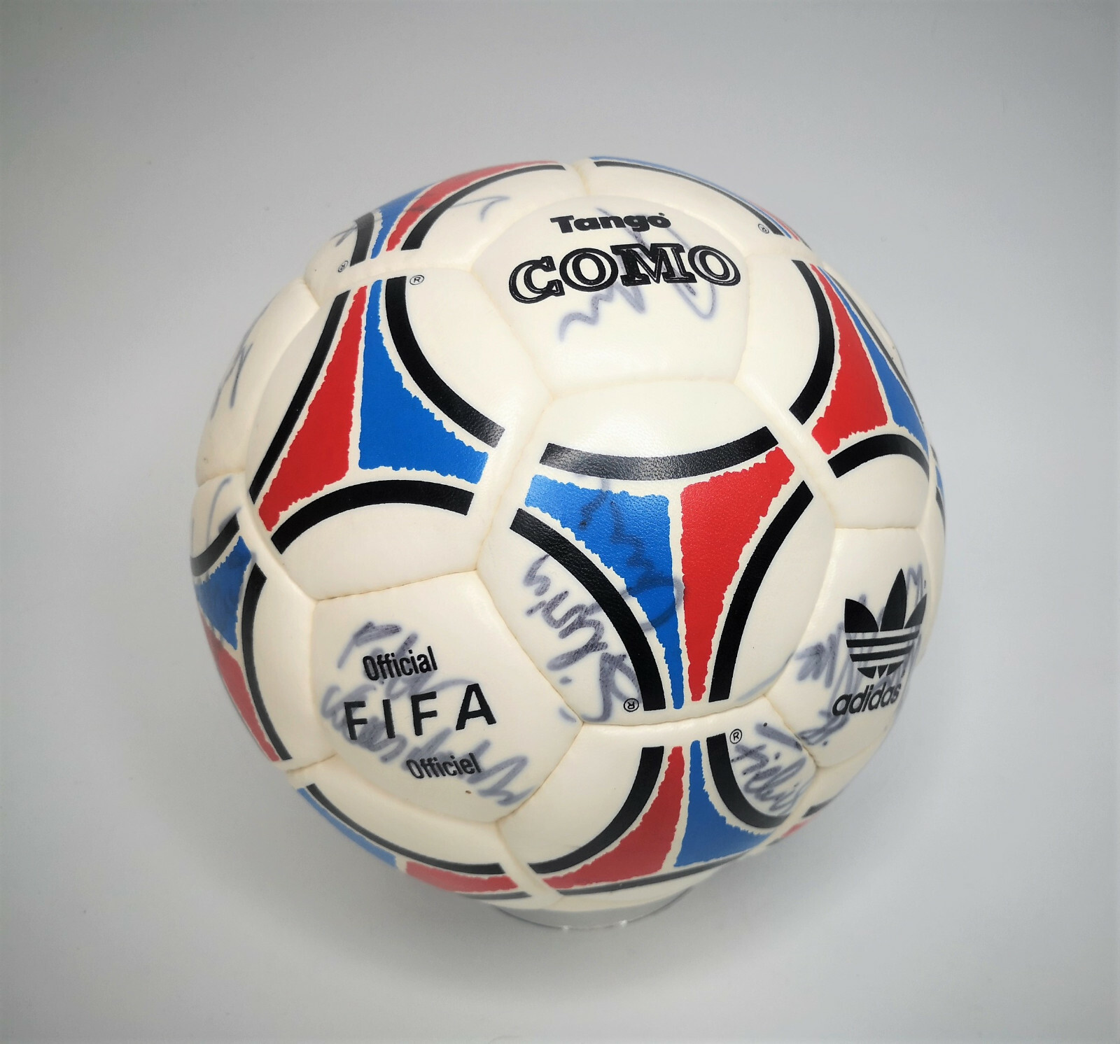 adidas Fussball Tango COMO 1990 matchball vintage