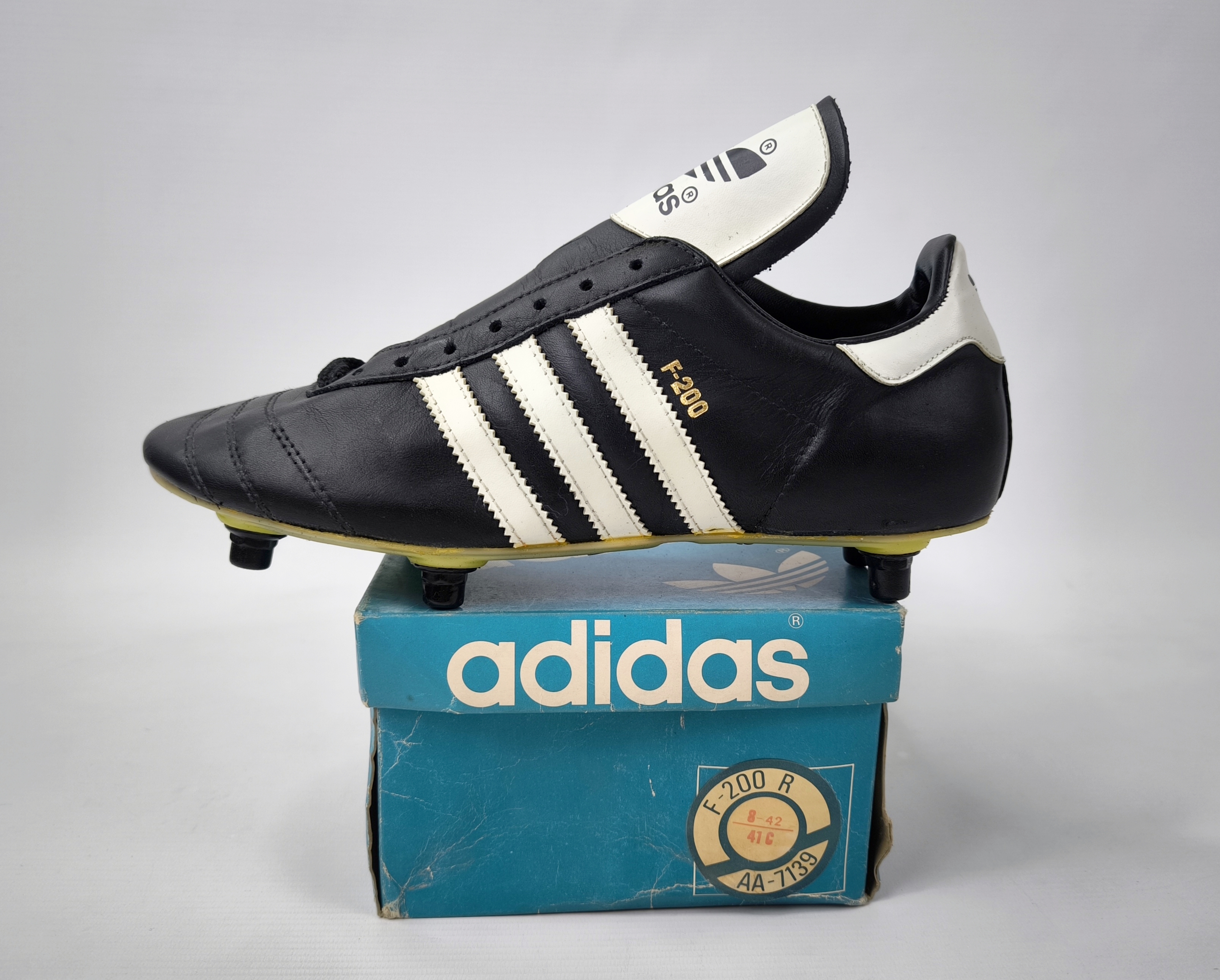 adidas F-200 Fussball Schuhe 1980s EUR 42 / UK 8 Made in Spain vintage BN