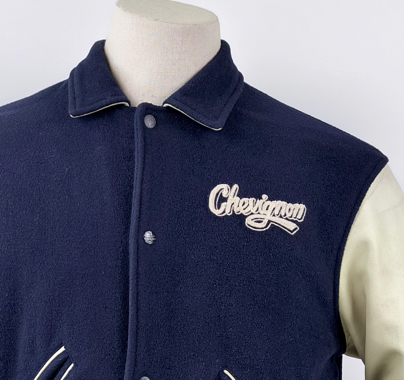 Chevignon Jacke College Bay Winds dunkelblau creme Gr. M Wolle Leder Mix 80s