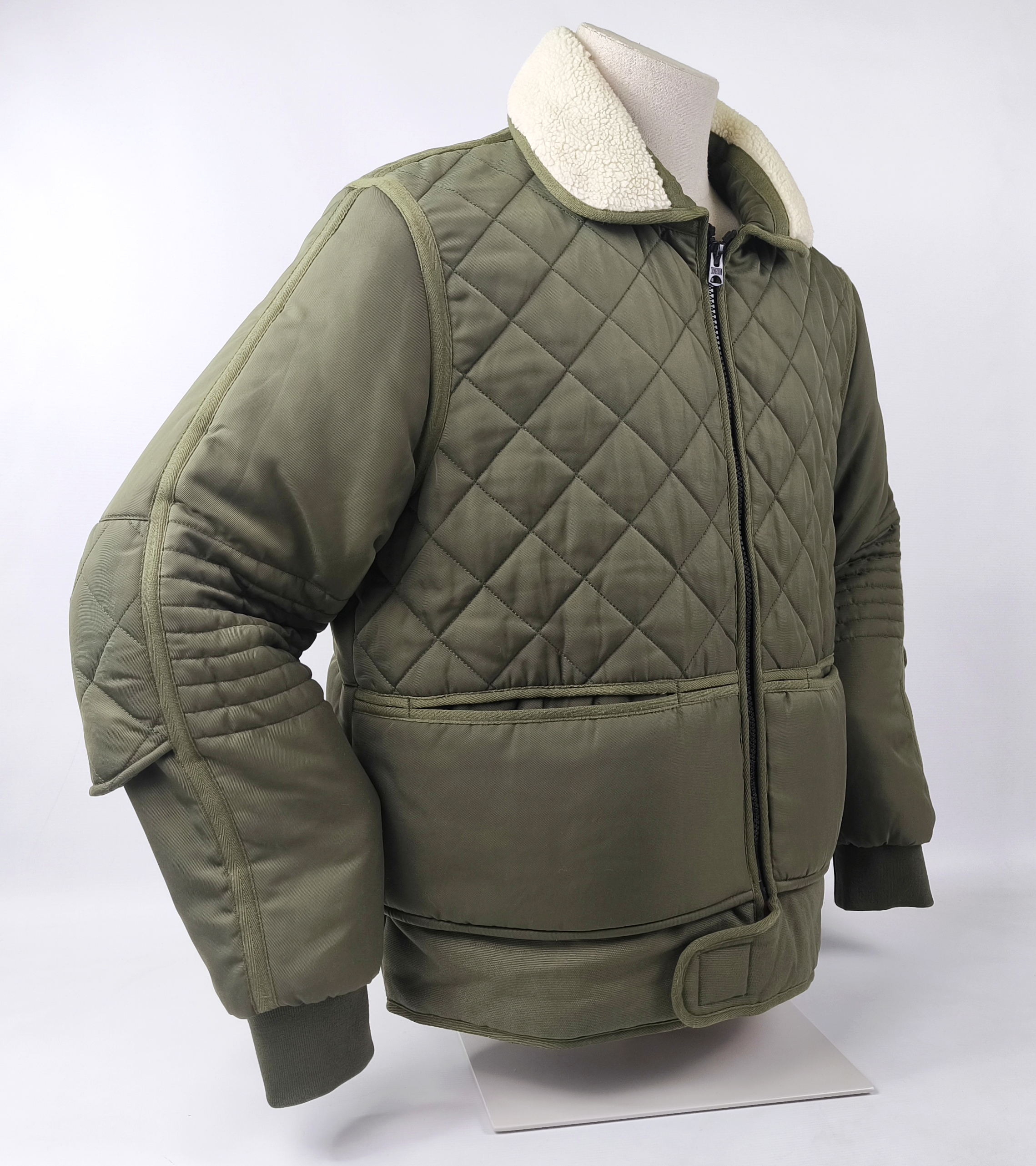 Chevignon Jacke Cosmoon grün Gr. XXL (XL) Steppmuster Cosmos