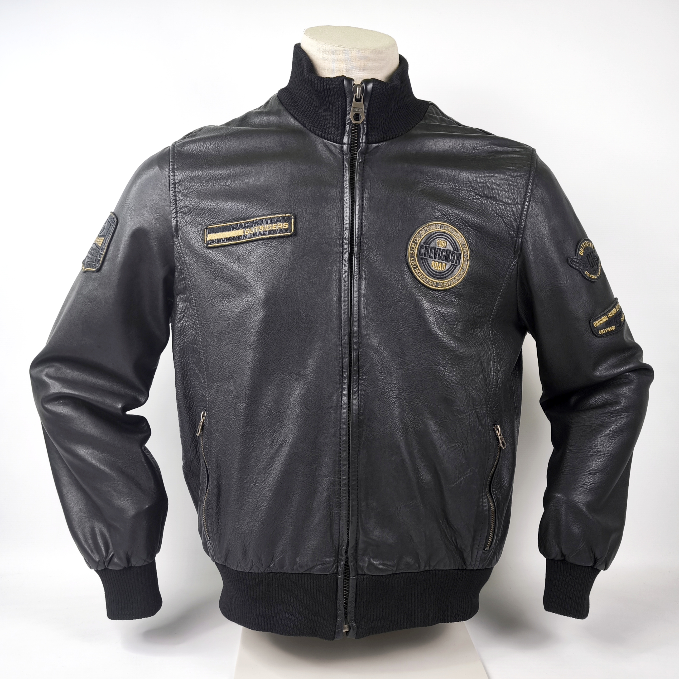 Chevignon Lederjacke Racing Team Gr. L (M) schwarz Logo Ärmel und Front