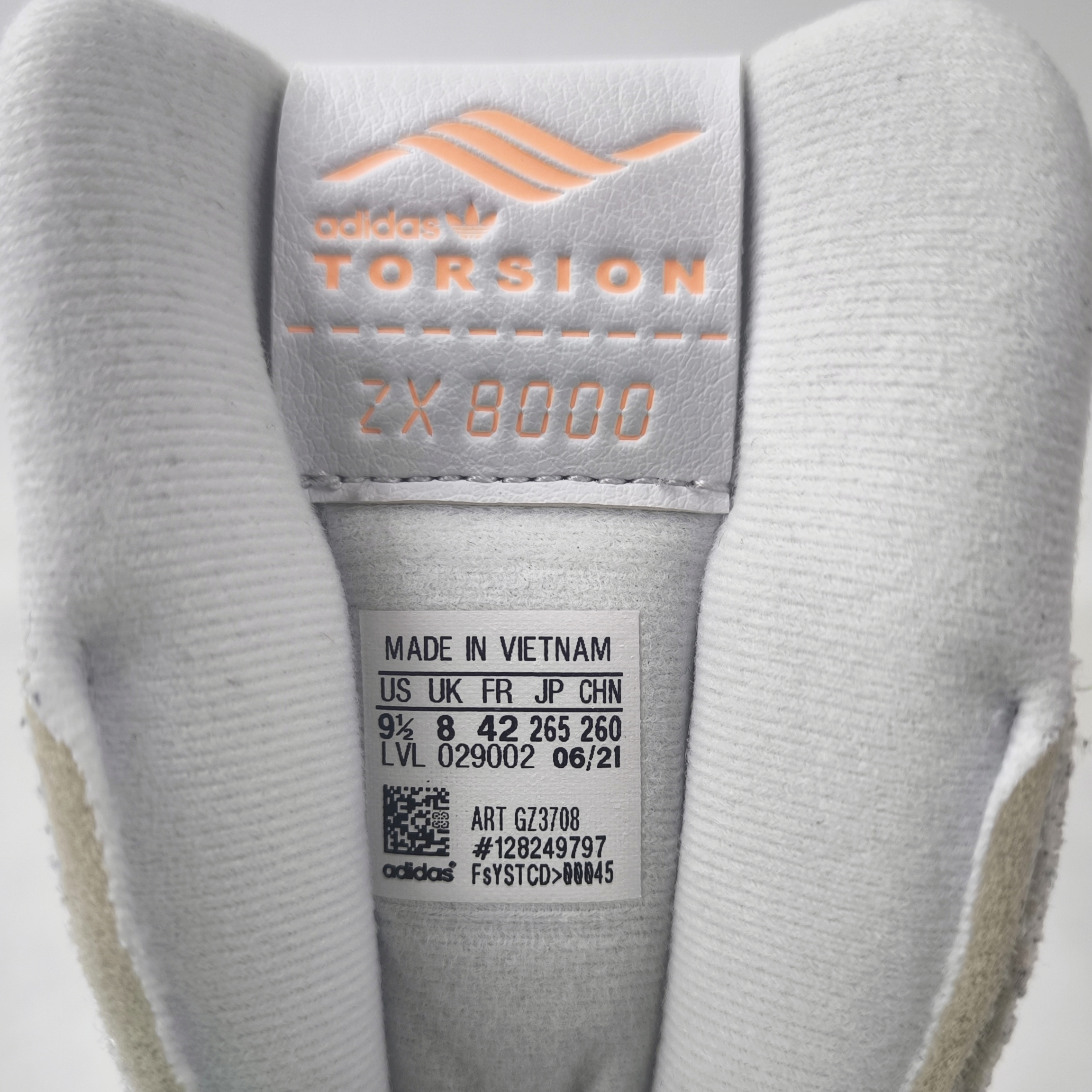 adidas ZX 8000 Schuhe Lady Eur 42 - UK 8 - US 9.5 aus 2021 GZ3708