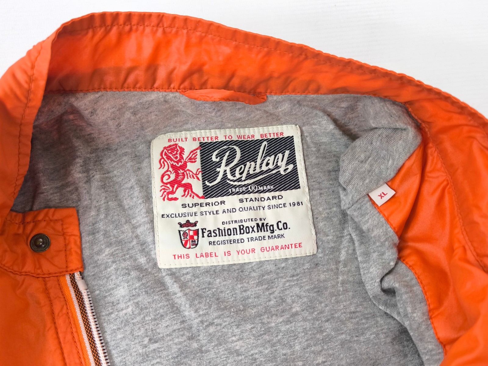 Replay Jacke Blue Jeans Löwe Gr. L orange Windbreaker